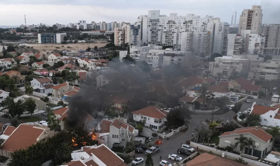 Cientos de muertos y heridos por ataque de Hamás y represalia de Israel