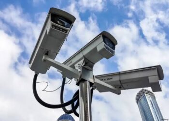 Las supercámaras chinas que ayudan a Israel a vigilar a los palestinos